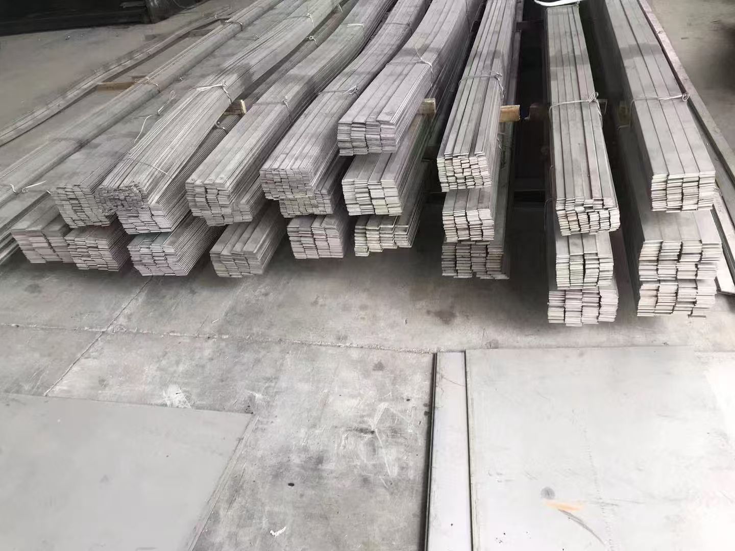 不锈钢非标扁钢